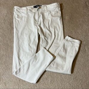 Hollister Highwaisted White Jeans